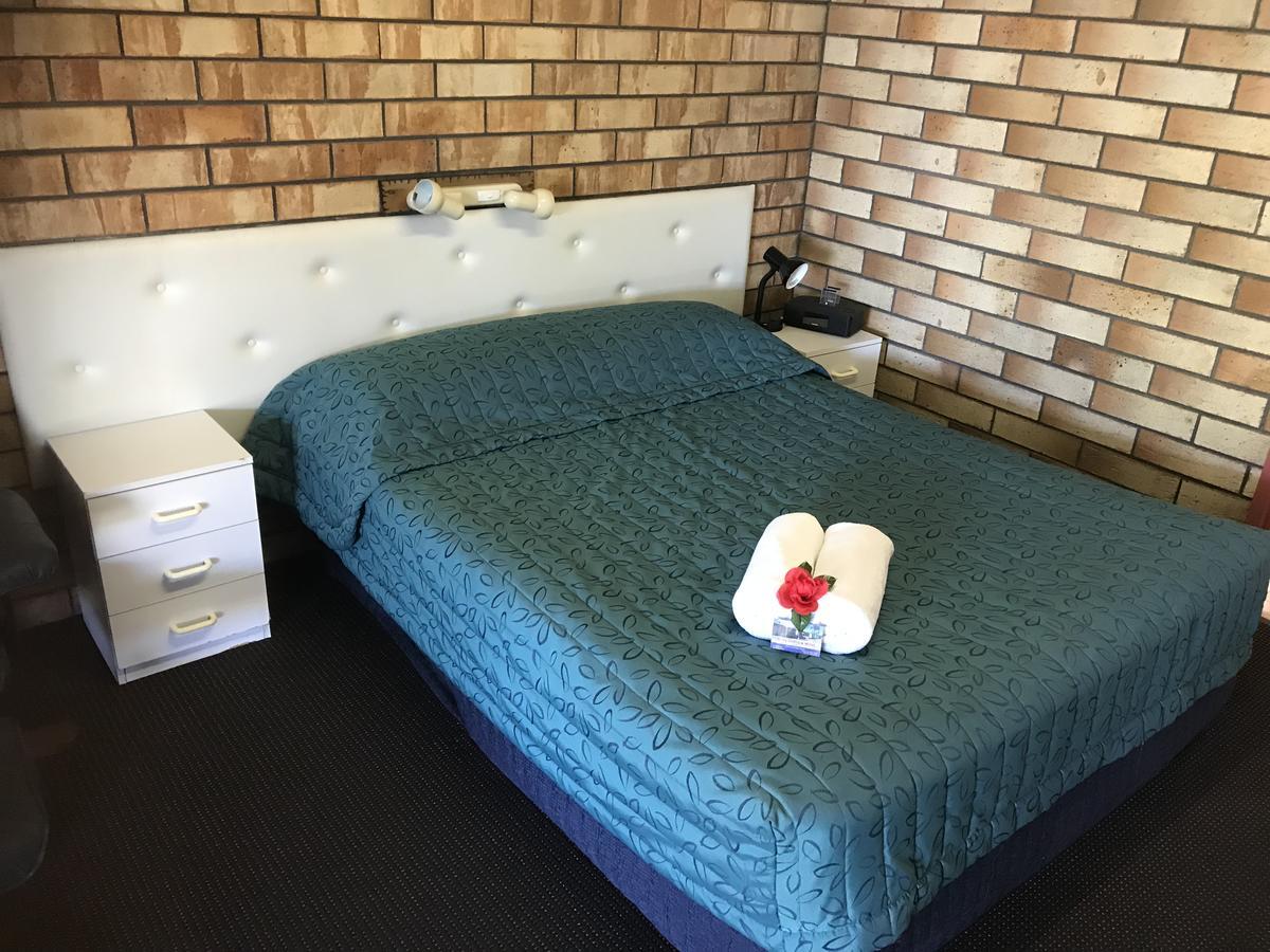 迈尔斯奥拜汽车旅馆 Miles 外观 照片